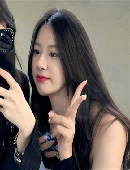 表演技巧征服曼哈顿：探索转折的戏剧性设计与情节推进 揭示人性的复杂与美好